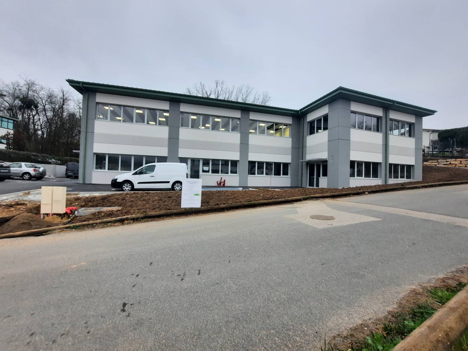 Rénovation et aménagement complets de deux plateaux de bureaux à Lissieu, près de Lyon