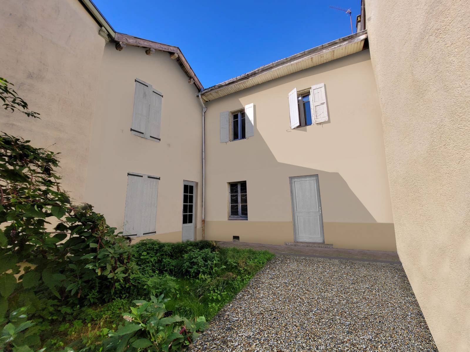 Déclaration préalable de travaux pour une modification de façade à Vienne