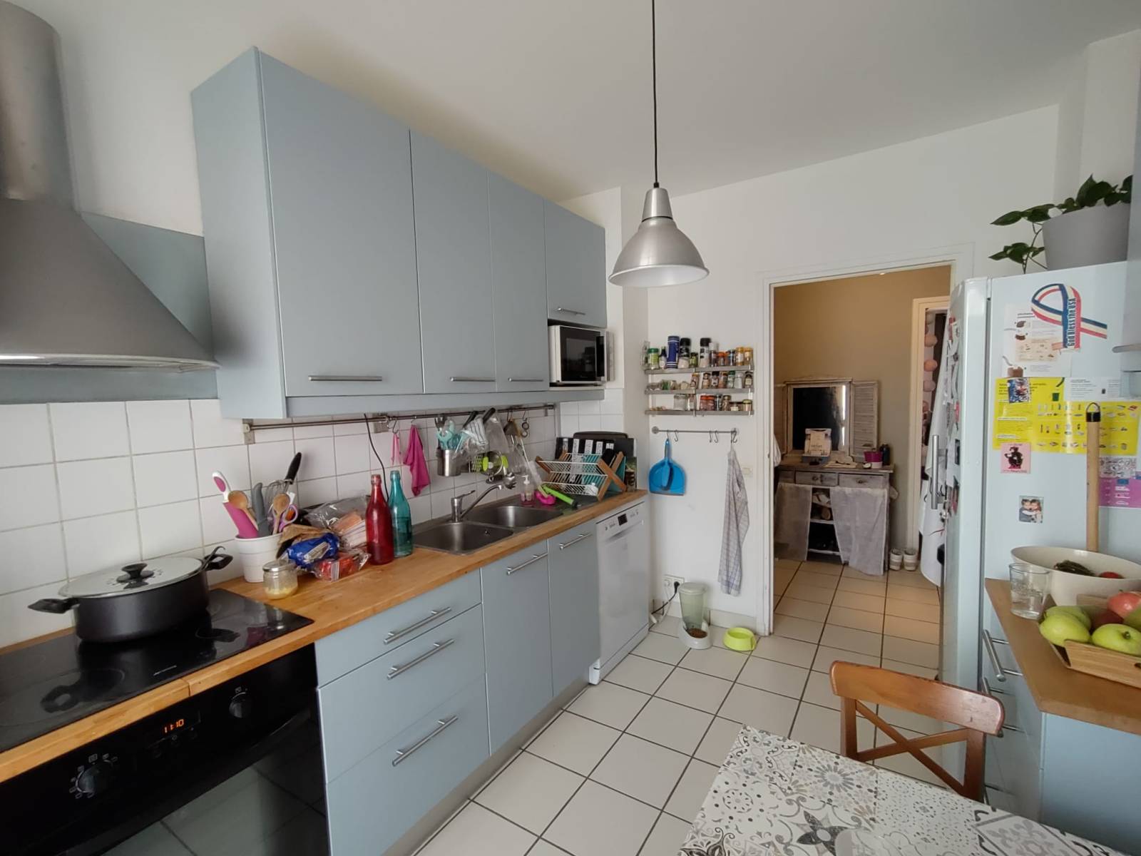 Rénovation complète d'une salle de bain moderne à Lyon