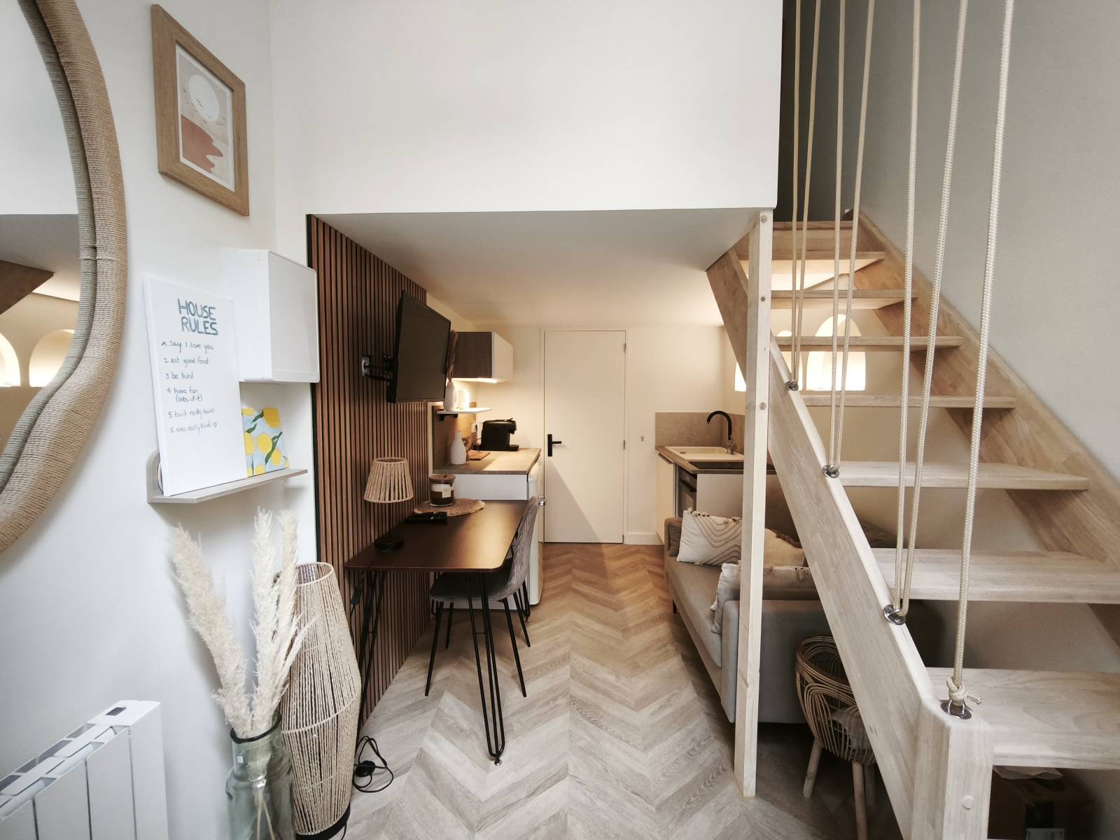 Rénovation et division d’un local commercial en 2 appartements pour du airbnb à Lyon